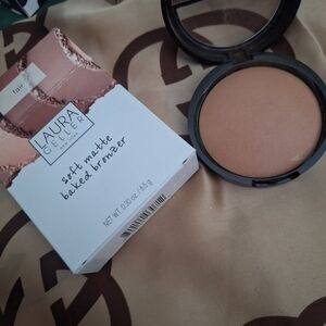 Laura Geller Soft Matte Baked Bronzer - Tan